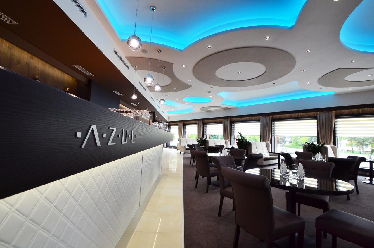 Azul Hotel & Restaurant Partizanske Luaran gambar